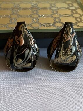 Retro 80’s Marbled Shades Black and Gold Earrings